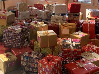 Weihnachtspakete spenden für Kinder